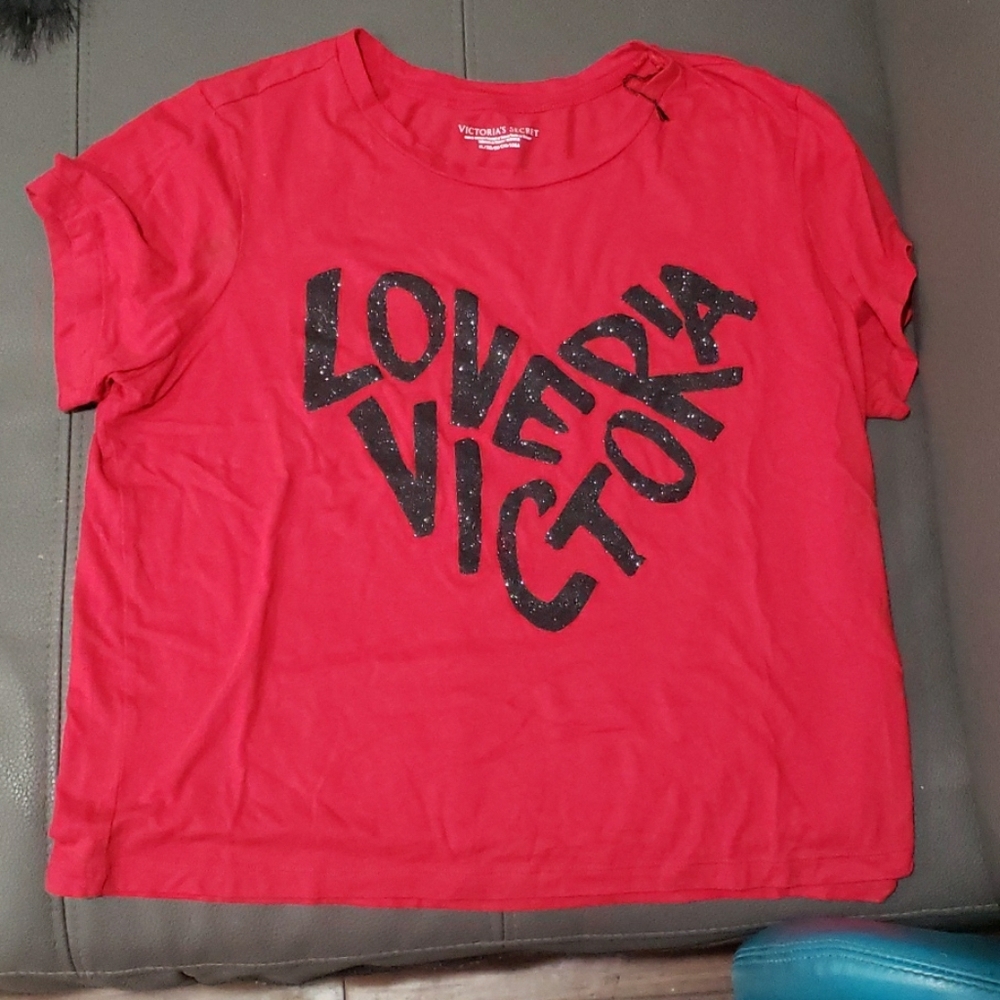 Shirt VS